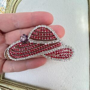 Vintage Jewelry Red Rhinestone Hat Brooch Pin